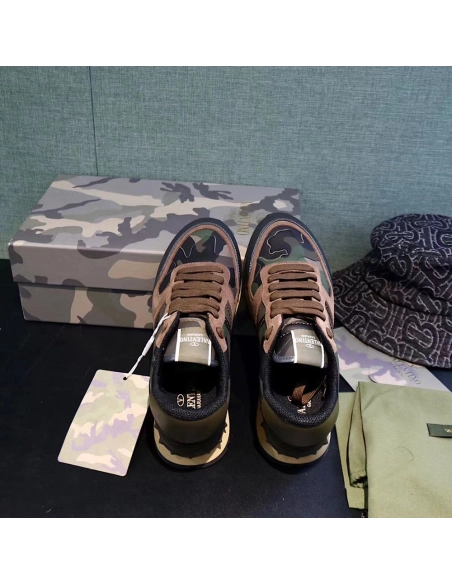 Valentino Garavani Rockrunner Reps Sneakers,VALENTINO,Other Brand Reps Sneakers