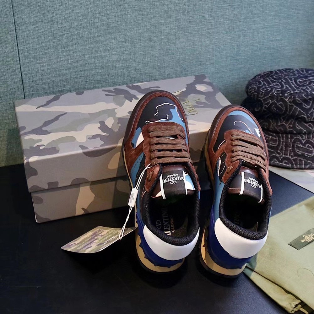 Valentino Garavani Rockrunner Reps Sneakers,VALENTINO,Other Brand Reps Sneakers