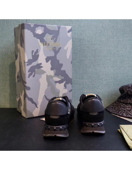 Valentino Garavani Rockrunner Reps Sneakers,VALENTINO,Other Brand Reps Sneakers