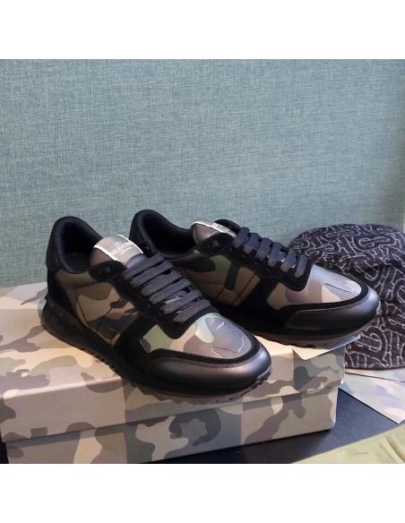 Valentino Garavani Rockrunner Reps Sneakers,VALENTINO,Other Brand Reps Sneakers