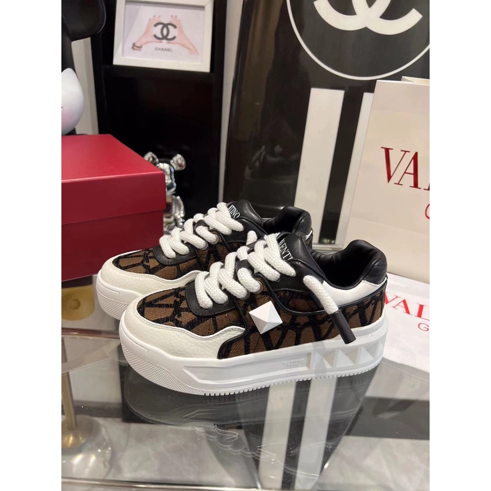 Valentino One Stud XL LowTop Sneaker,VALENTINO,Other Brand Reps Sneakers