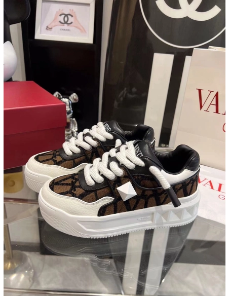 Valentino One Stud XL LowTop Sneaker,VALENTINO,Other Brand Reps Sneakers