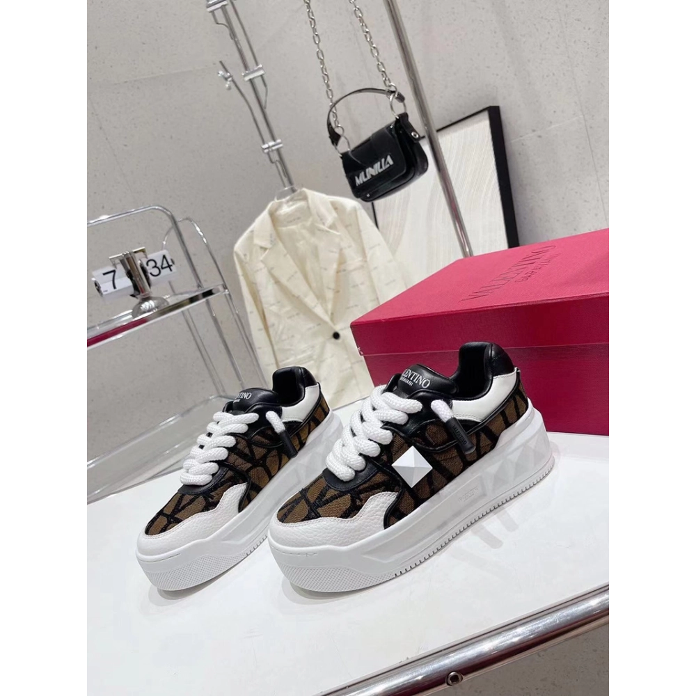 Valentino One Stud XL LowTop Sneaker,VALENTINO,Other Brand Reps Sneakers