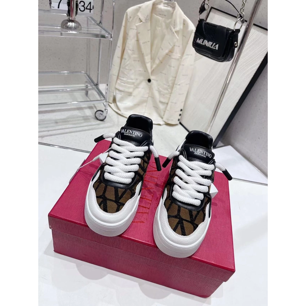 Valentino One Stud XL LowTop Sneaker,VALENTINO,Other Brand Reps Sneakers