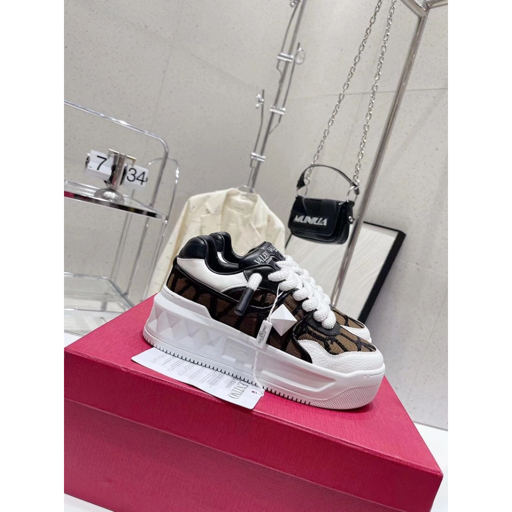 Valentino One Stud XL LowTop Sneaker,VALENTINO,Other Brand Reps Sneakers