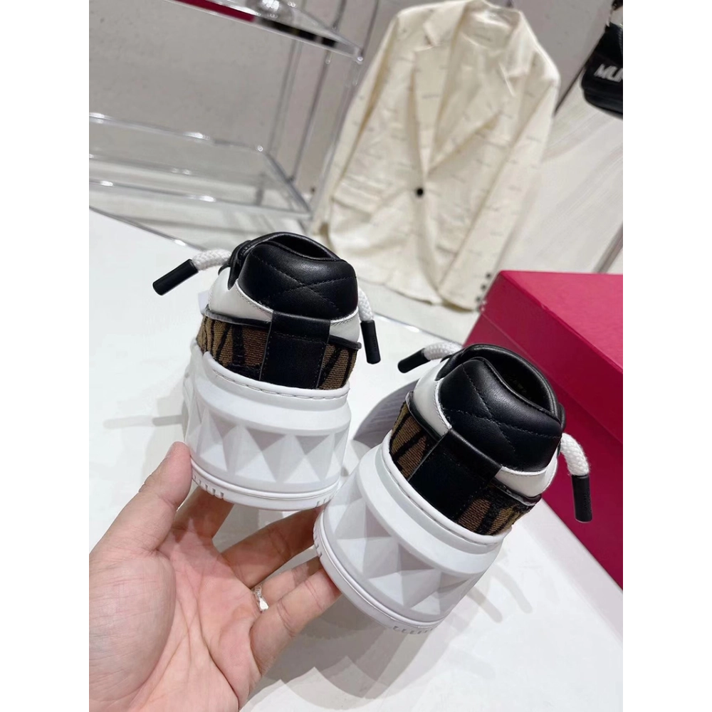 Valentino One Stud XL LowTop Sneaker,VALENTINO,Other Brand Reps Sneakers