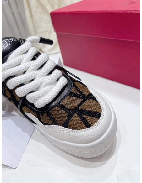 Valentino One Stud XL LowTop Sneaker,VALENTINO,Other Brand Reps Sneakers