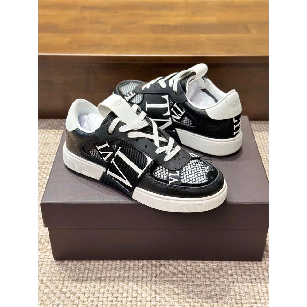 VALENTINO VL7N SNEAKER,VALENTINO,Other Brand Reps Sneakers