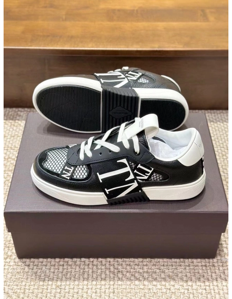 VALENTINO VL7N SNEAKER,VALENTINO,Other Brand Reps Sneakers