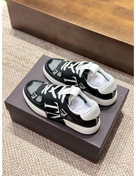 VALENTINO VL7N SNEAKER,VALENTINO,Other Brand Reps Sneakers