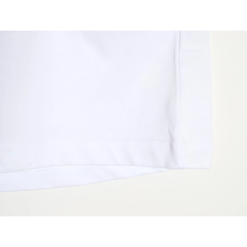 Fendi 24SS painted lettering short-sleeved T-shirt,All order with free shipping Fendi