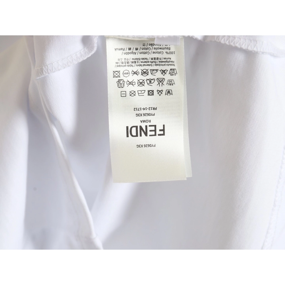 Fendi 24SS painted lettering short-sleeved T-shirt,All order with free shipping Fendi