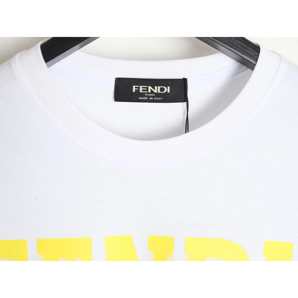 Fendi 24SS painted lettering short-sleeved T-shirt,All order with free shipping Fendi