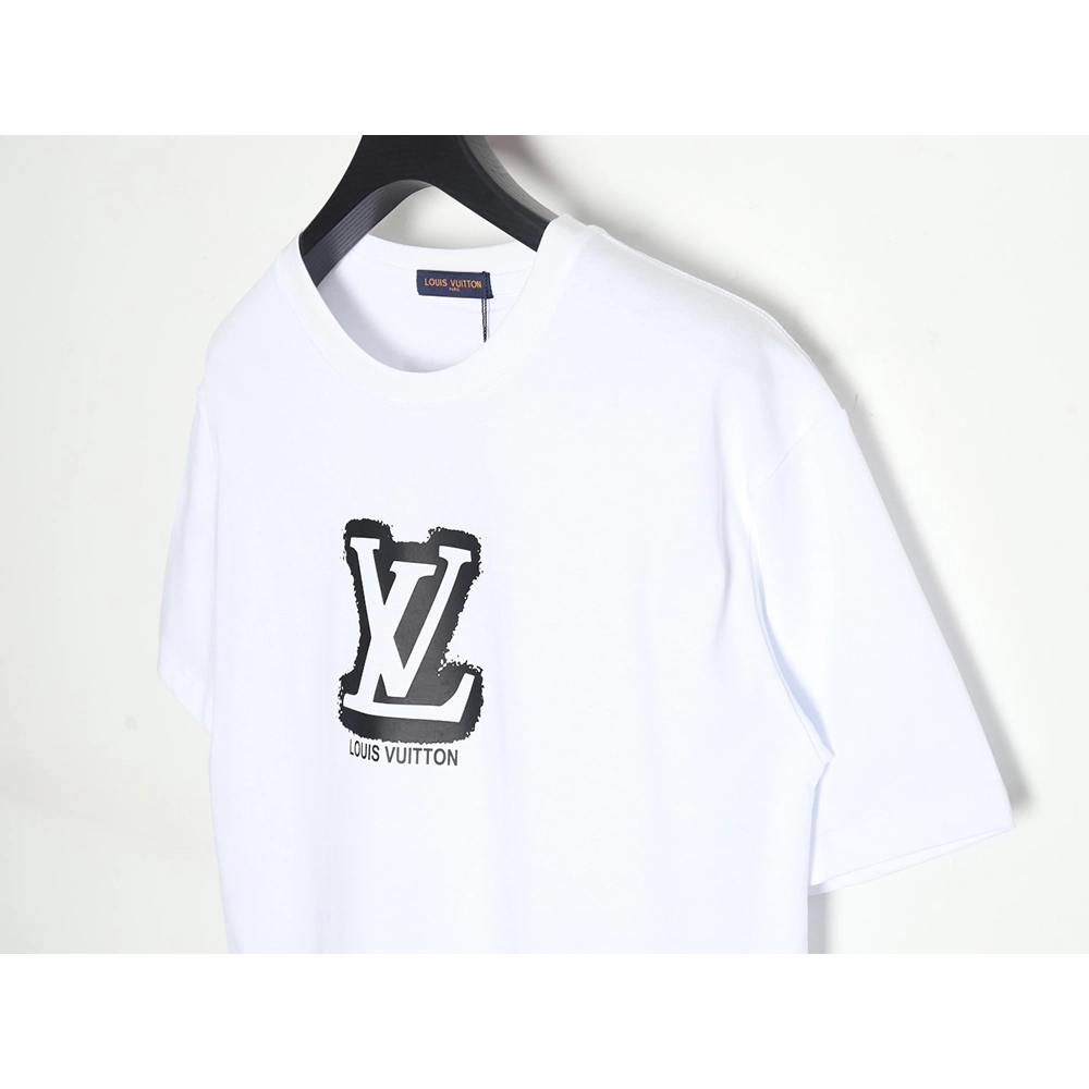 Reps Louis Vuitton 24SS blurred logo print short-sleeved T-shirt,All order with free shipping Reps Louis Vuitton
