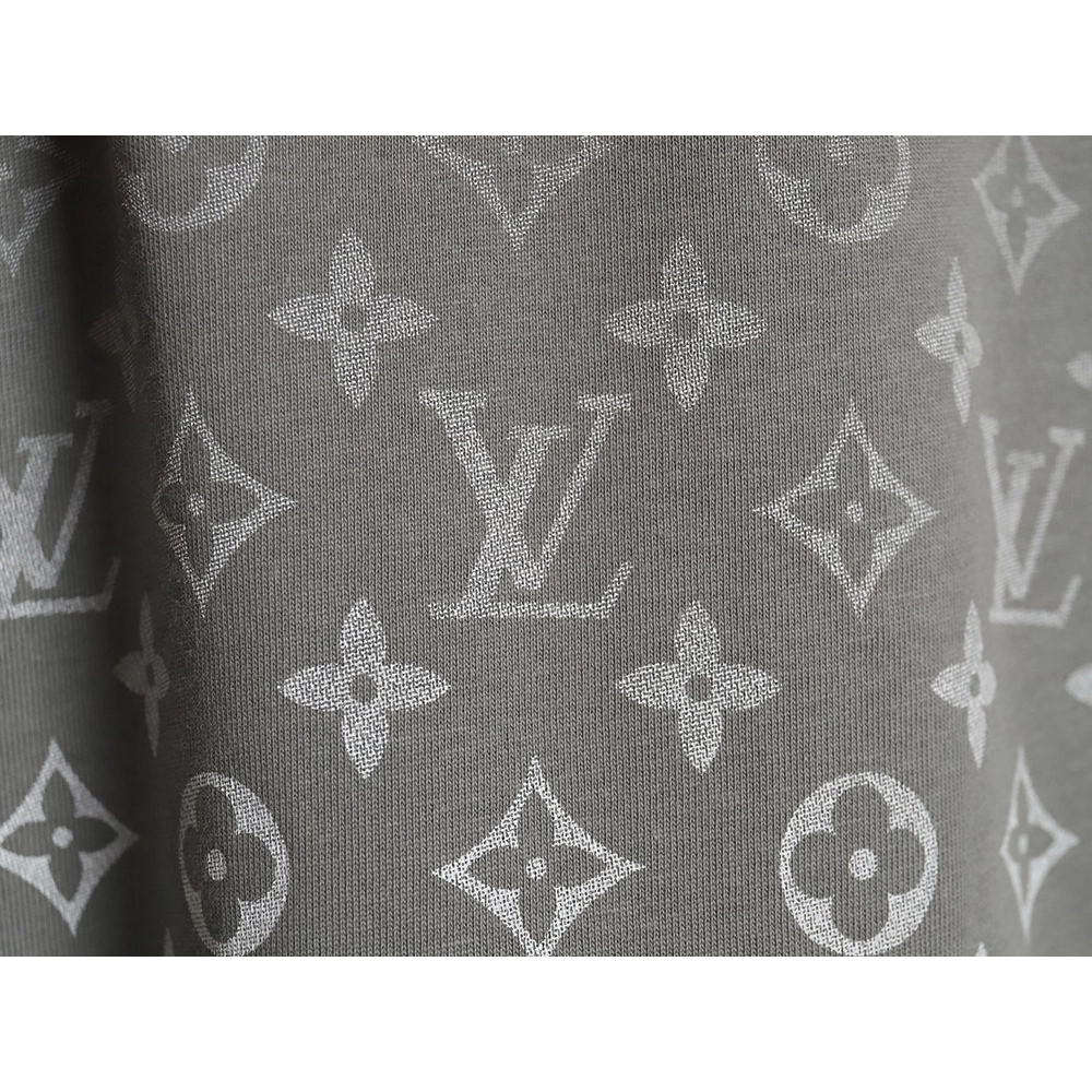 Reps Louis Vuitton Short Sleeve T-Shirt with Gradient Sleeves_TSK1,All order with free shipping Reps Louis Vuitton