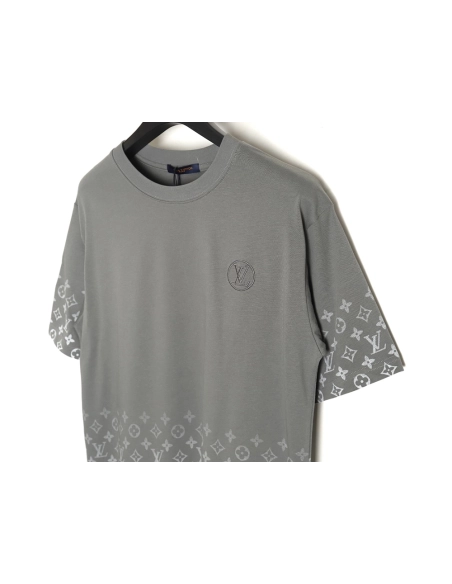 Reps Louis Vuitton Short Sleeve T-Shirt with Gradient Sleeves_TSK1,All order with free shipping Reps Louis Vuitton