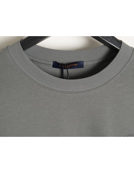 Reps Louis Vuitton Short Sleeve T-Shirt with Gradient Sleeves_TSK1,All order with free shipping Reps Louis Vuitton