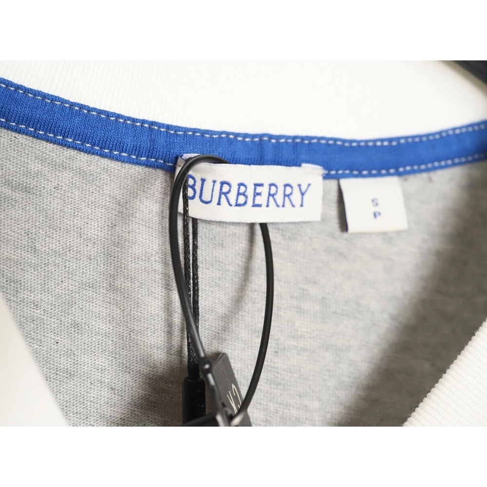 Burberry V-neck stitching round fake two-piece hem warhorse short-sleeved T-shirt,All order with free shipping Burberry