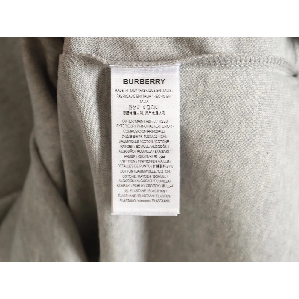 Burberry V-neck stitching round fake two-piece hem warhorse short-sleeved T-shirt,All order with free shipping Burberry