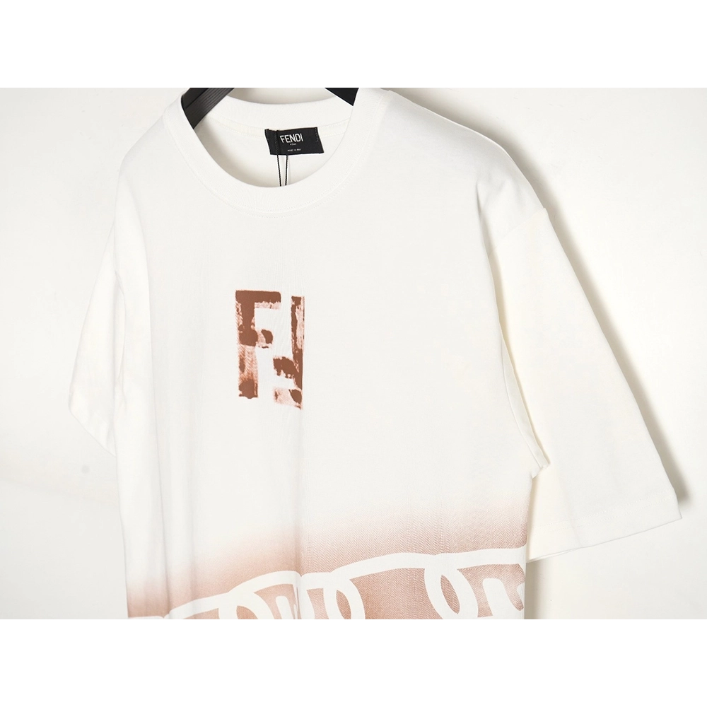 Fendi 24ss double F letter hand-painted gradient short-sleeved T-shirt,All order with free shipping Fendi