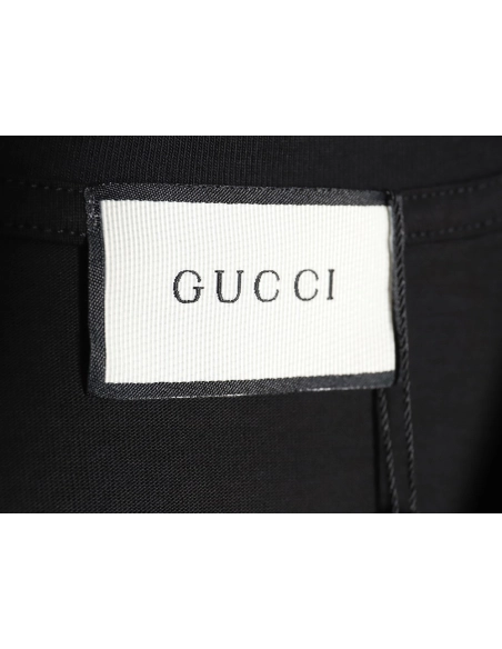 Reps Gucci 24SS three-dimensional lettering short-sleeved T-shirt,All order with free shipping Reps Gucci