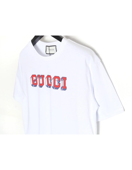 Reps Gucci 24SS three-dimensional lettering short-sleeved T-shirt,All order with free shipping Reps Gucci