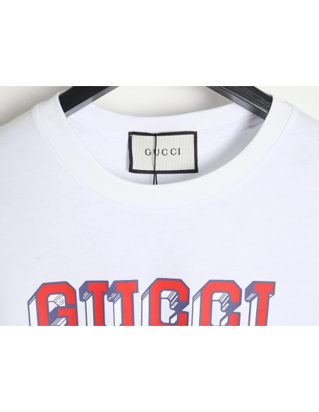 Reps Gucci 24SS three-dimensional lettering short-sleeved T-shirt,All order with free shipping Reps Gucci