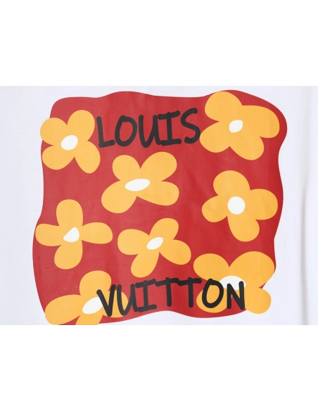 Reps Louis Vuitton LV24SS short-sleeved T-shirt back small flowers,All order with free shipping Reps Louis Vuitton