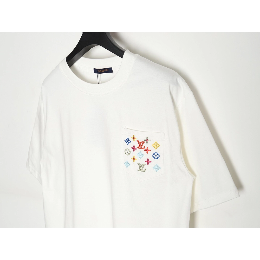 Reps Louis Vuitton Pocket Colorful Presbyopia Colorful Embroidered Short Sleeve T-Shirt,All order with free shipping Reps Louis 