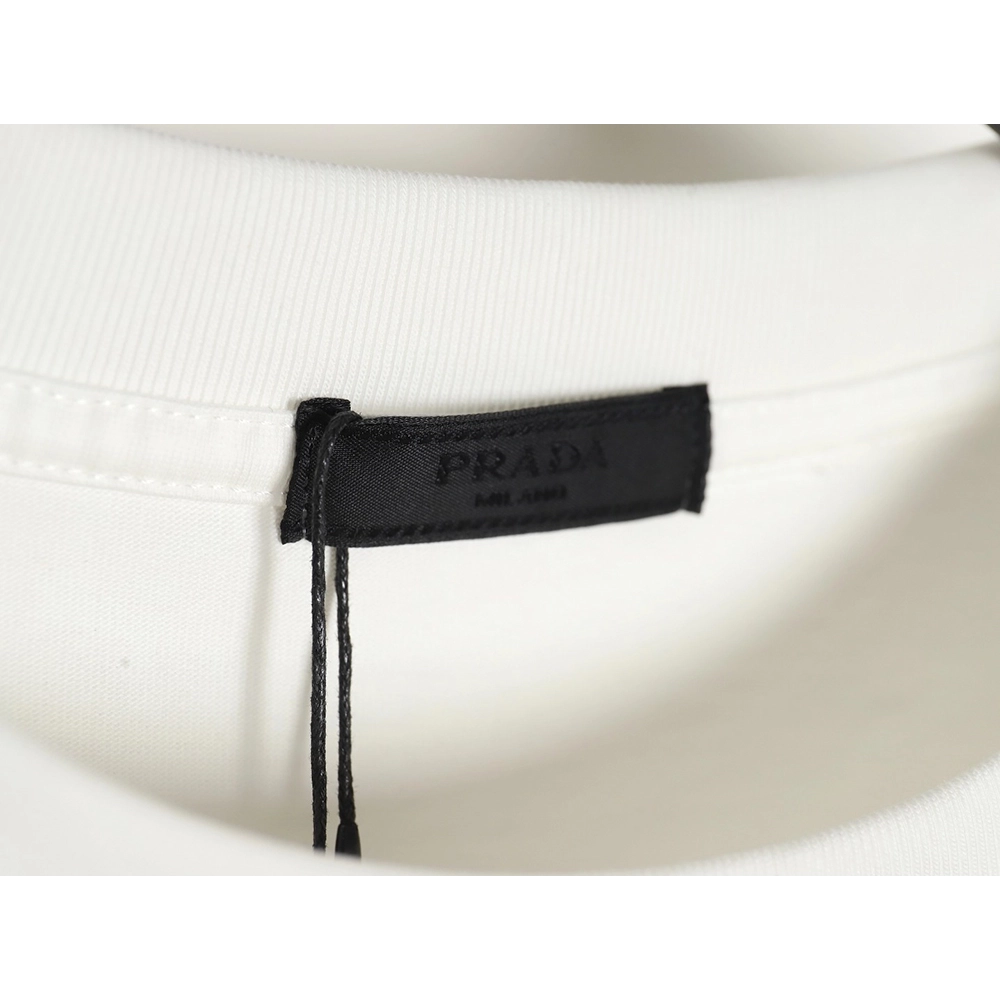 Prada collar metal triangle logo short-sleeved T-shirt,All order with free shipping Prada