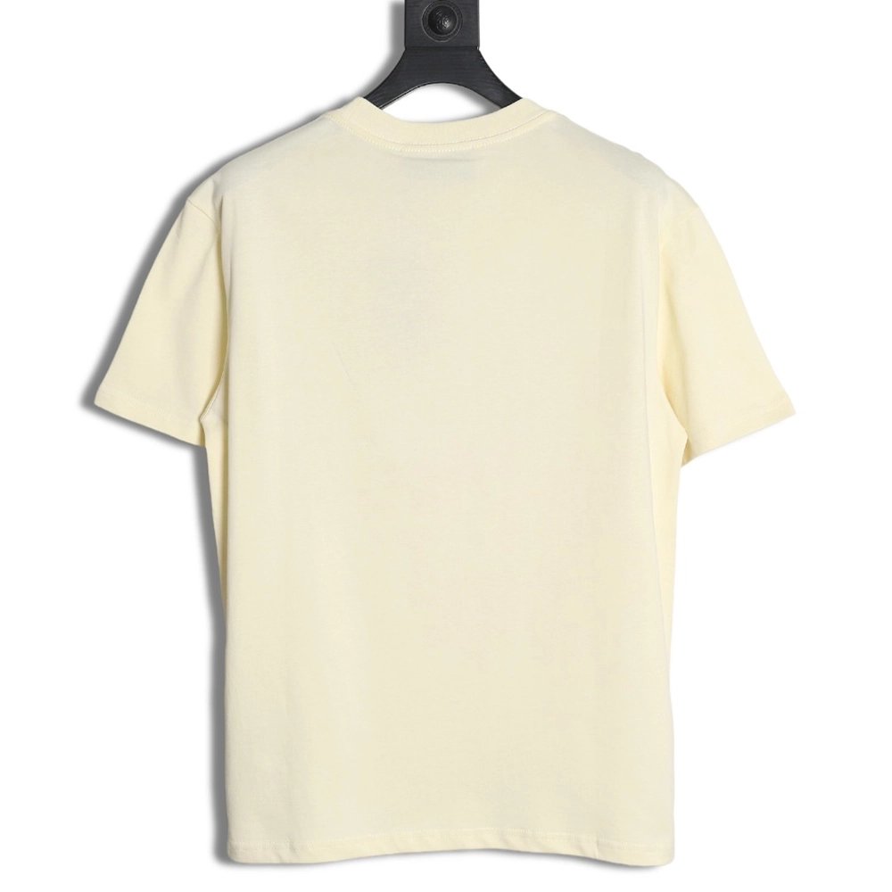 Reps Gucci 24ss classic letter LOGO strawberry print T-shirt,All order with free shipping Reps Gucci