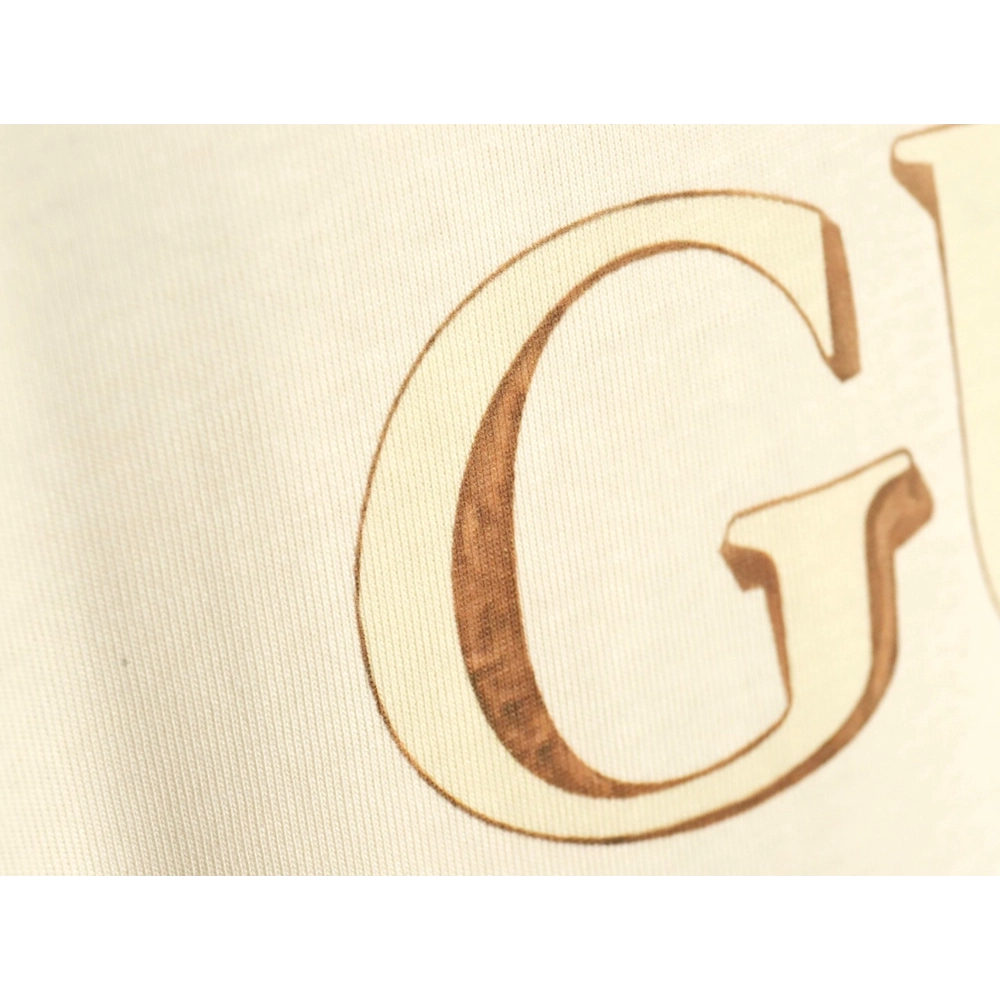 Reps Gucci 24ss classic letter LOGO strawberry print T-shirt,All order with free shipping Reps Gucci