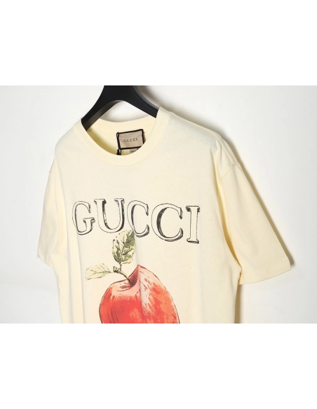 Reps Gucci 24SS Classic Letter Logo Apple Print T-Shirt,All order with free shipping Reps Gucci