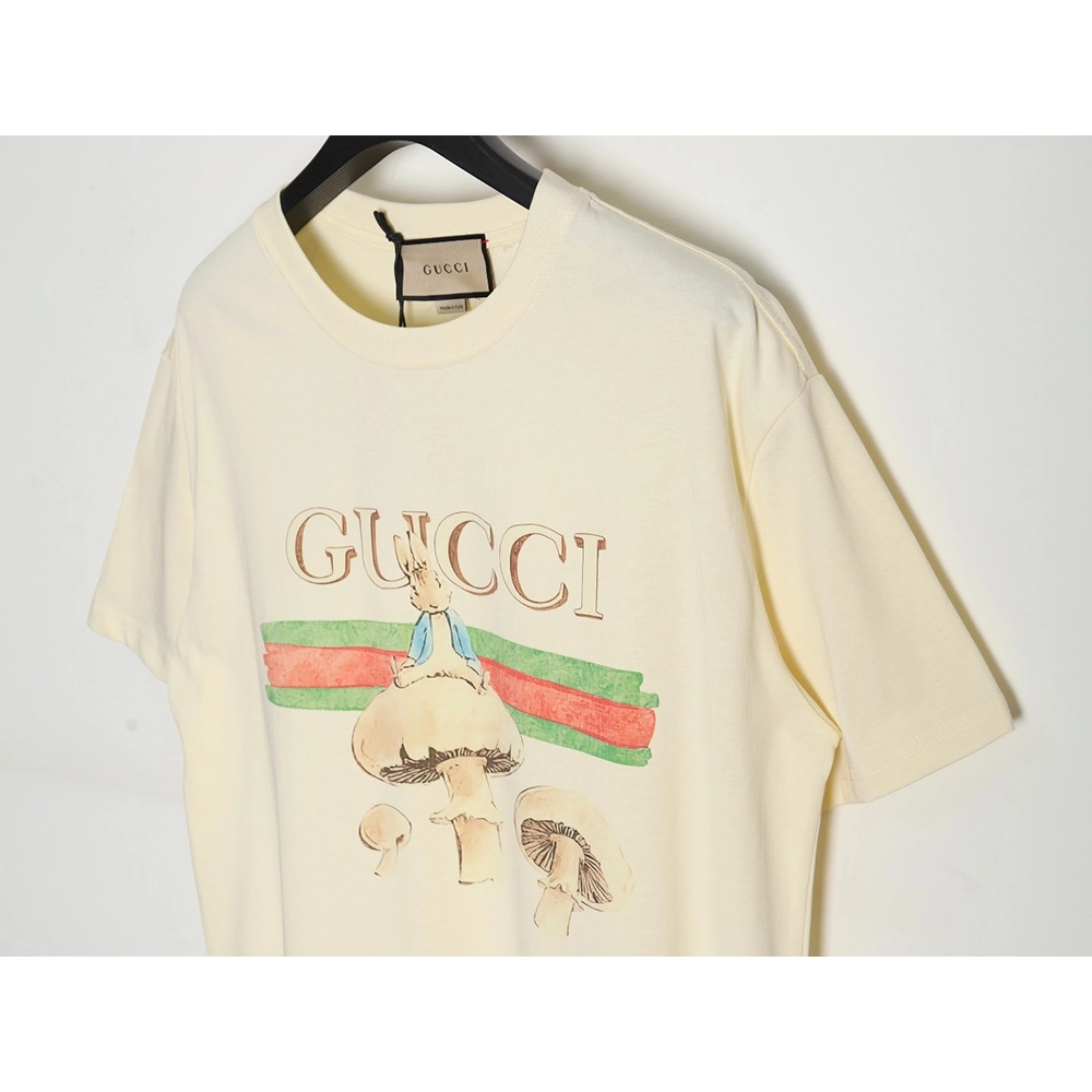 Reps Gucci classic letter logo mushroom print T-shirt,All order with free shipping Reps Gucci