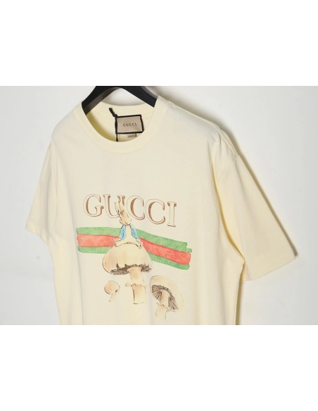 Reps Gucci classic letter logo mushroom print T-shirt,All order with free shipping Reps Gucci