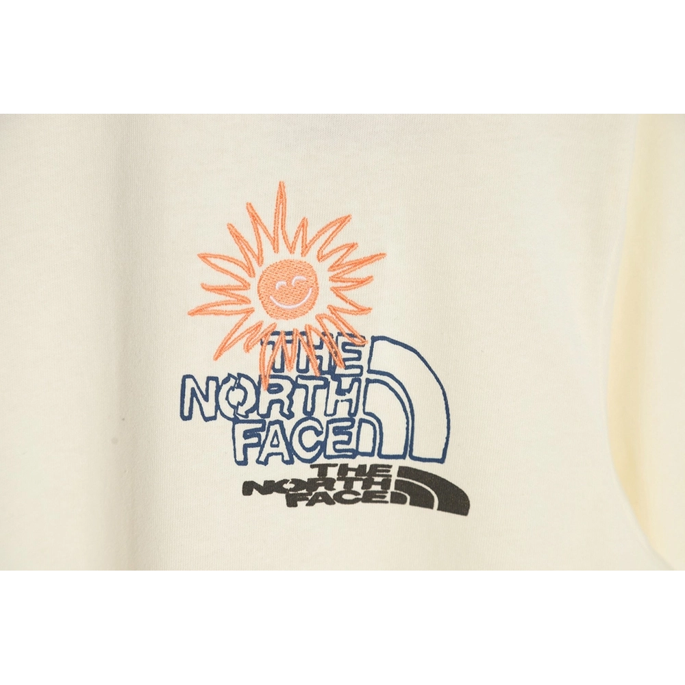 The North Face Sunflower Big Tree LOGO patchwork printed short-sleeved T-shirt,All order with free shipping The North Face