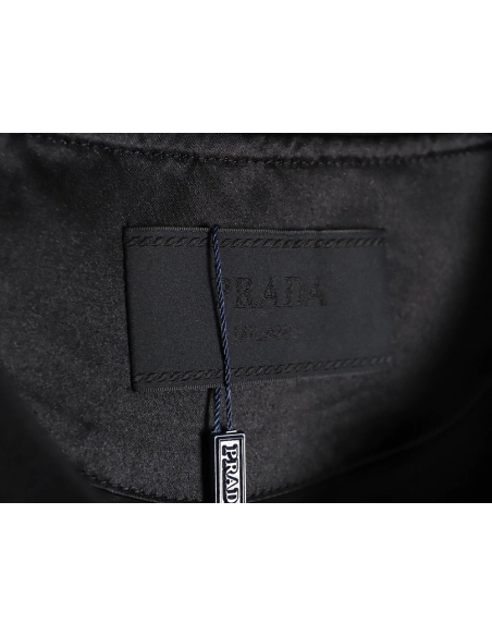 Prada 24ss triangle logo T-shirt,All order with free shipping Prada