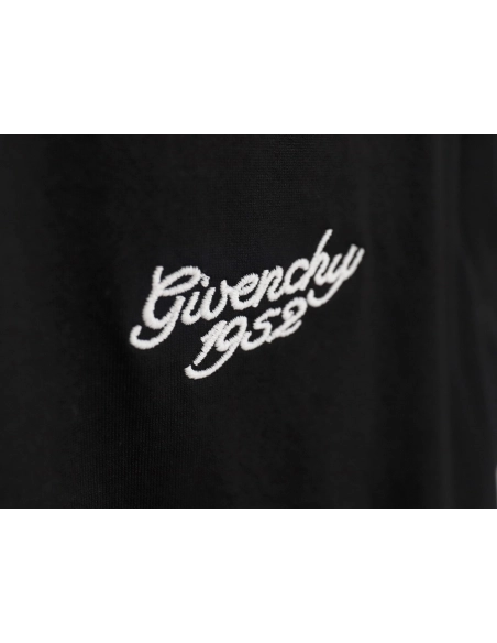 Givenchy 24SS 1952 embroidered T-shirt TSK1,All order with free shipping Givenchy