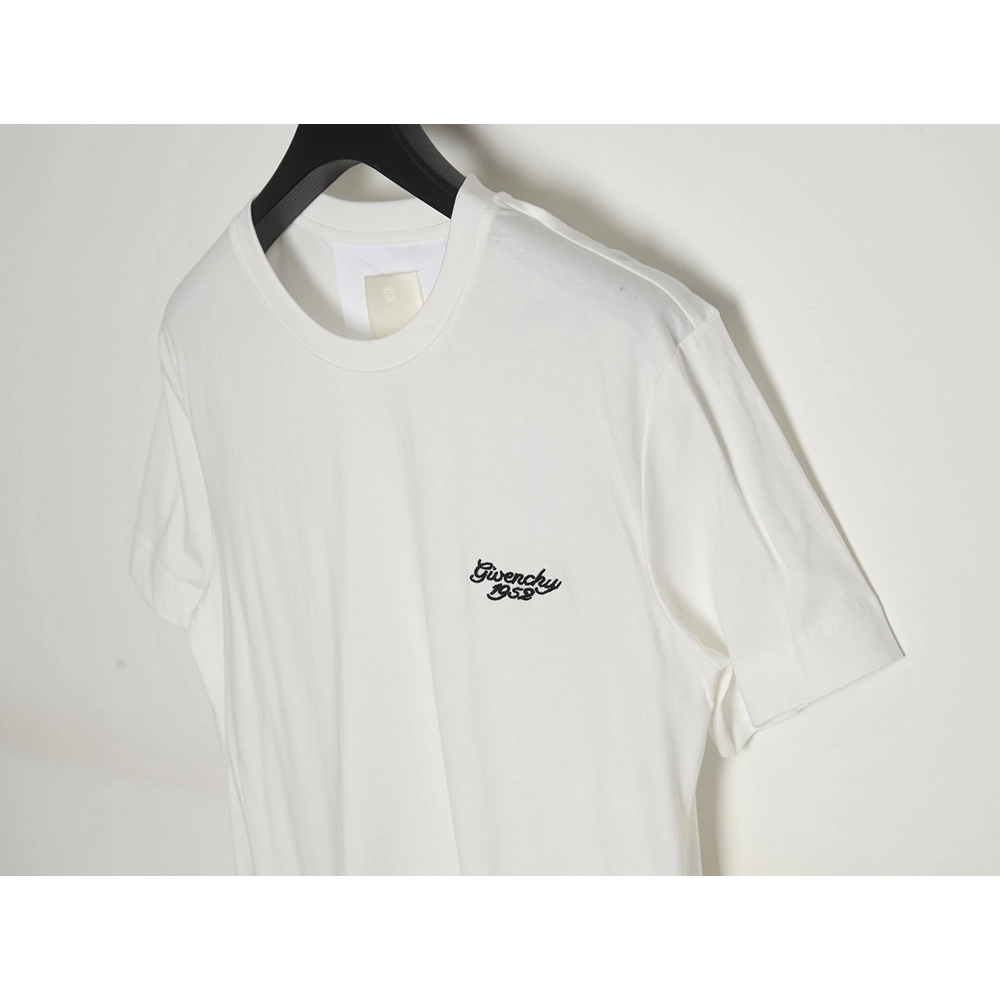Givenchy 24SS 1952 embroidered T-shirt,All order with free shipping Givenchy