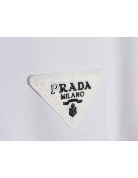 Prada 24SS triangle logo short-sleeved T-shirt,All order with free shipping Prada