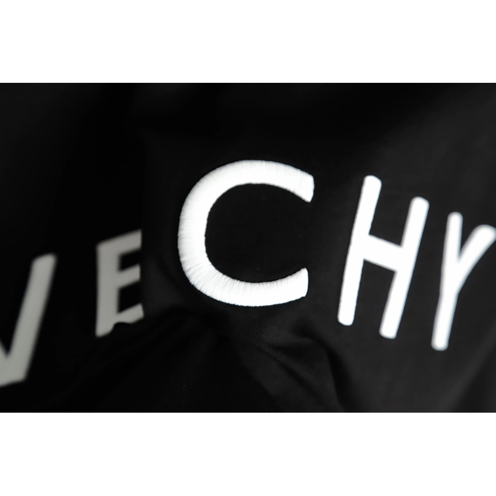 Givenchy 22SS four-square letter logo embroidery short-sleeved T-shirt,All order with free shipping Givenchy