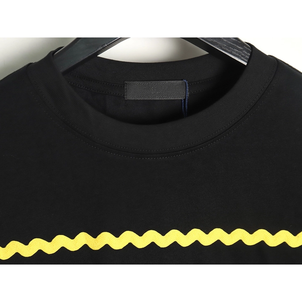 Prada wavy line triangle embroidered short-sleeved T-shirt TSK1,All order with free shipping Prada