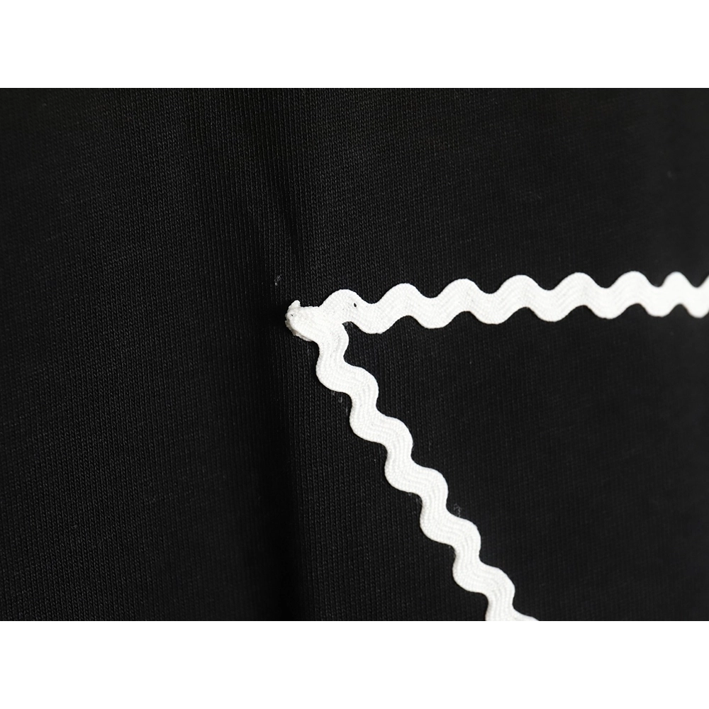 Prada wavy line triangle embroidered short-sleeved T-shirt TSK1,All order with free shipping Prada