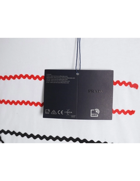 Prada wavy line triangle embroidered short-sleeved T-shirt,All order with free shipping Prada
