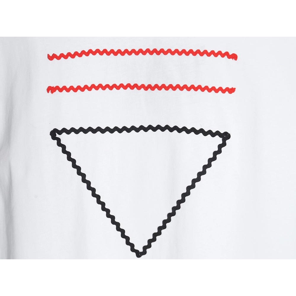 Prada wavy line triangle embroidered short-sleeved T-shirt,All order with free shipping Prada