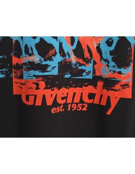 Givenchy 24SS horse print short-sleeved T-shirt TSK1,All order with free shipping Givenchy