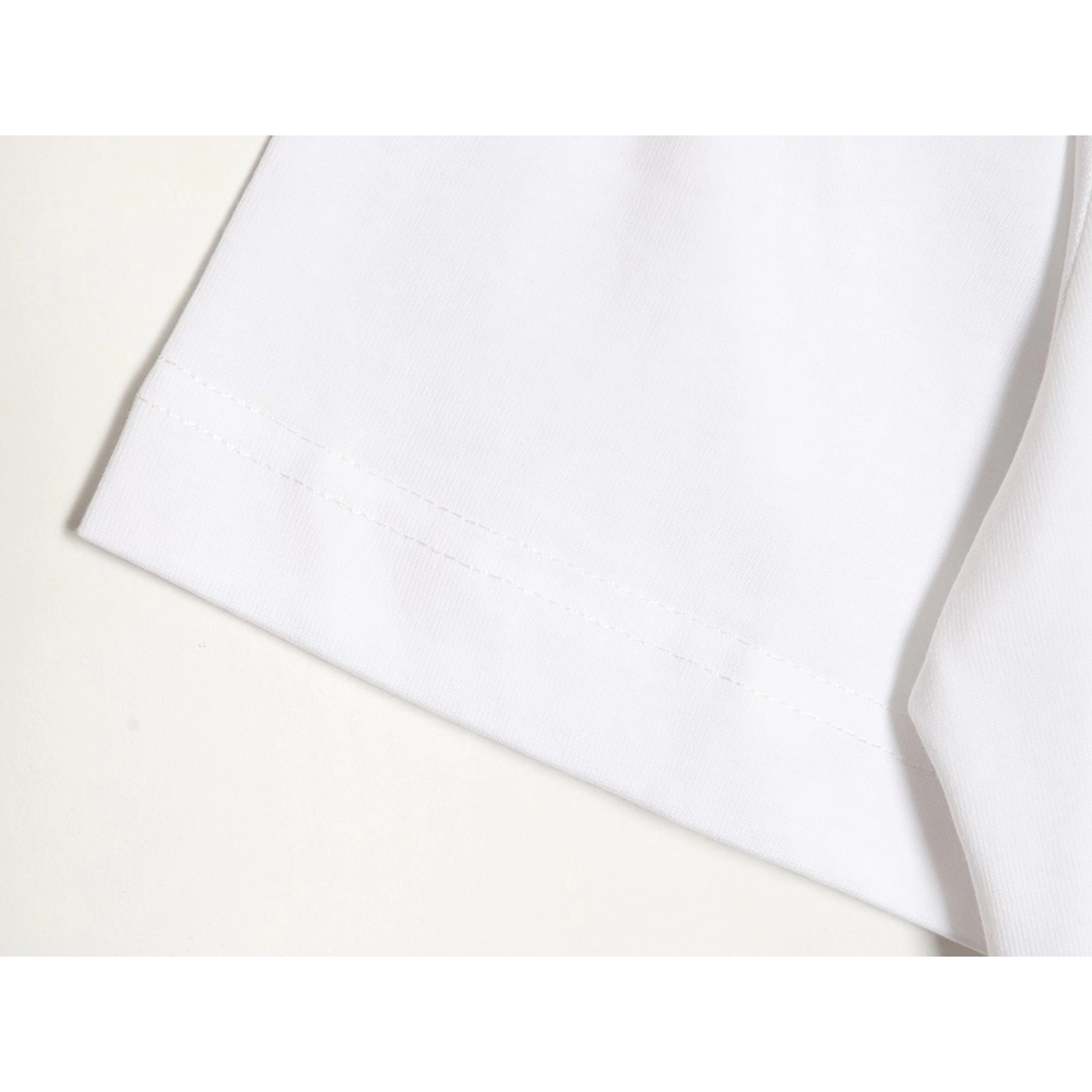 Reps Gucci University Crest Printed Round Neck Short Sleeve T-Shirt,All order with free shipping Reps Gucci