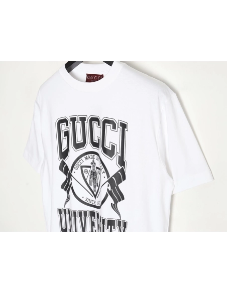 Reps Gucci University Crest Printed Round Neck Short Sleeve T-Shirt,All order with free shipping Reps Gucci