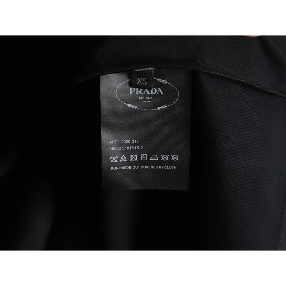 Prada 3D logo embroidered short-sleeved T-shirt,All order with free shipping Prada