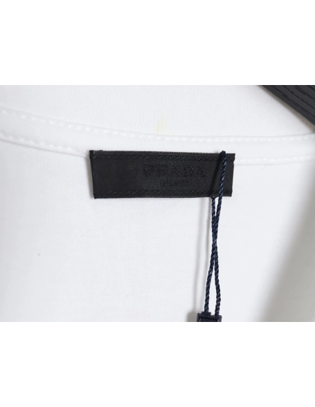 Prada 3D logo embroidered short-sleeved T-shirt,All order with free shipping Prada